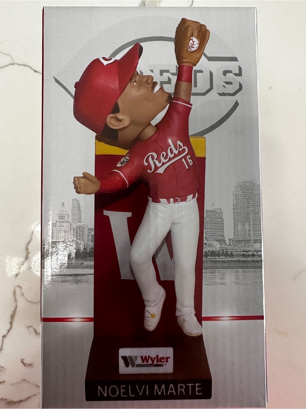 Noelvi Marte Cincinnati Reds Famous Catch Bobblehead 2026.